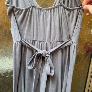 perfect gold Dresses - Grey maxi dress size large perfect gold Dresses - Grey maxi dress size large